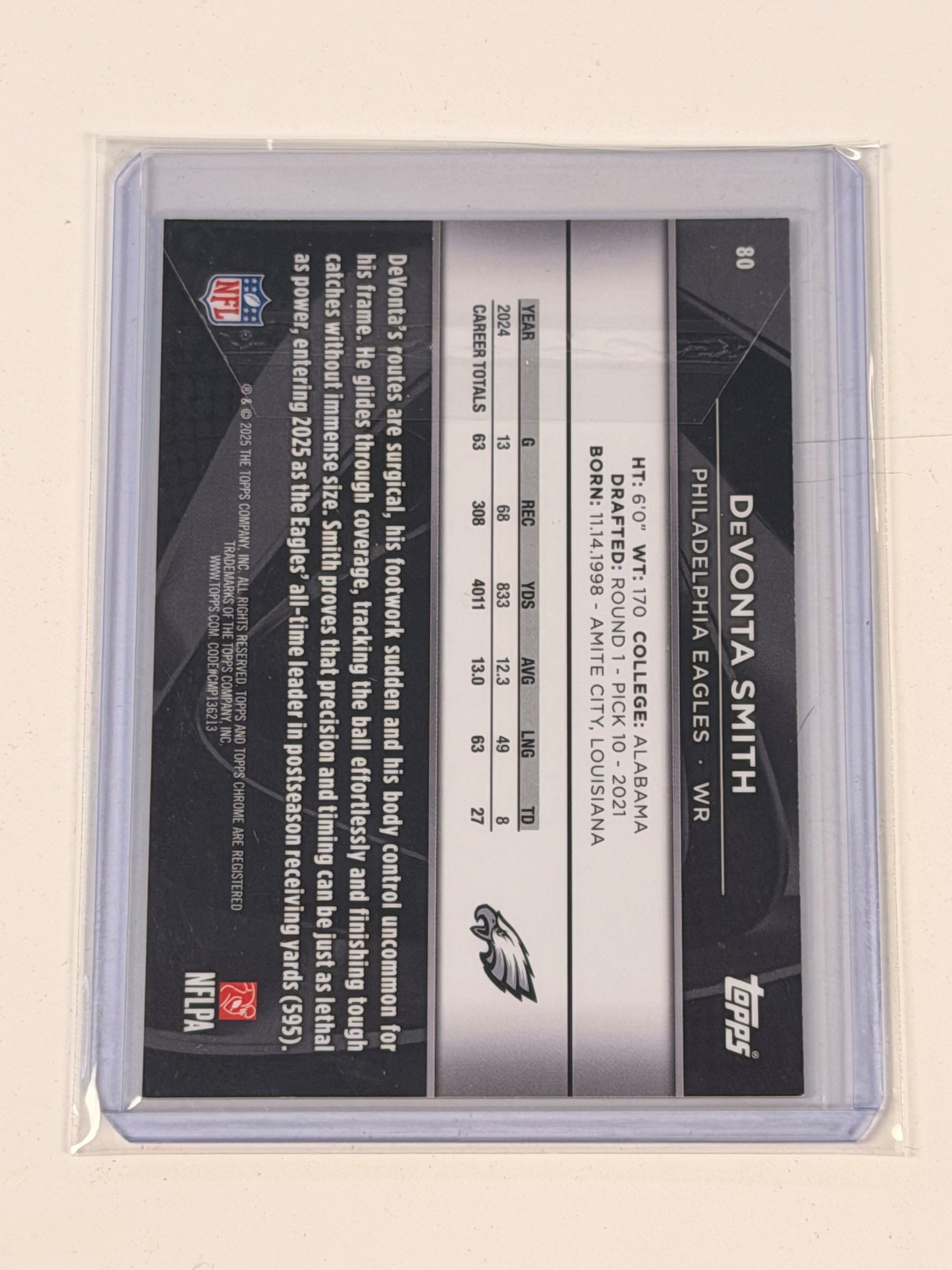 2025 Topps Chrome Black DeVonta Smith #80 Green Eagles (SY)