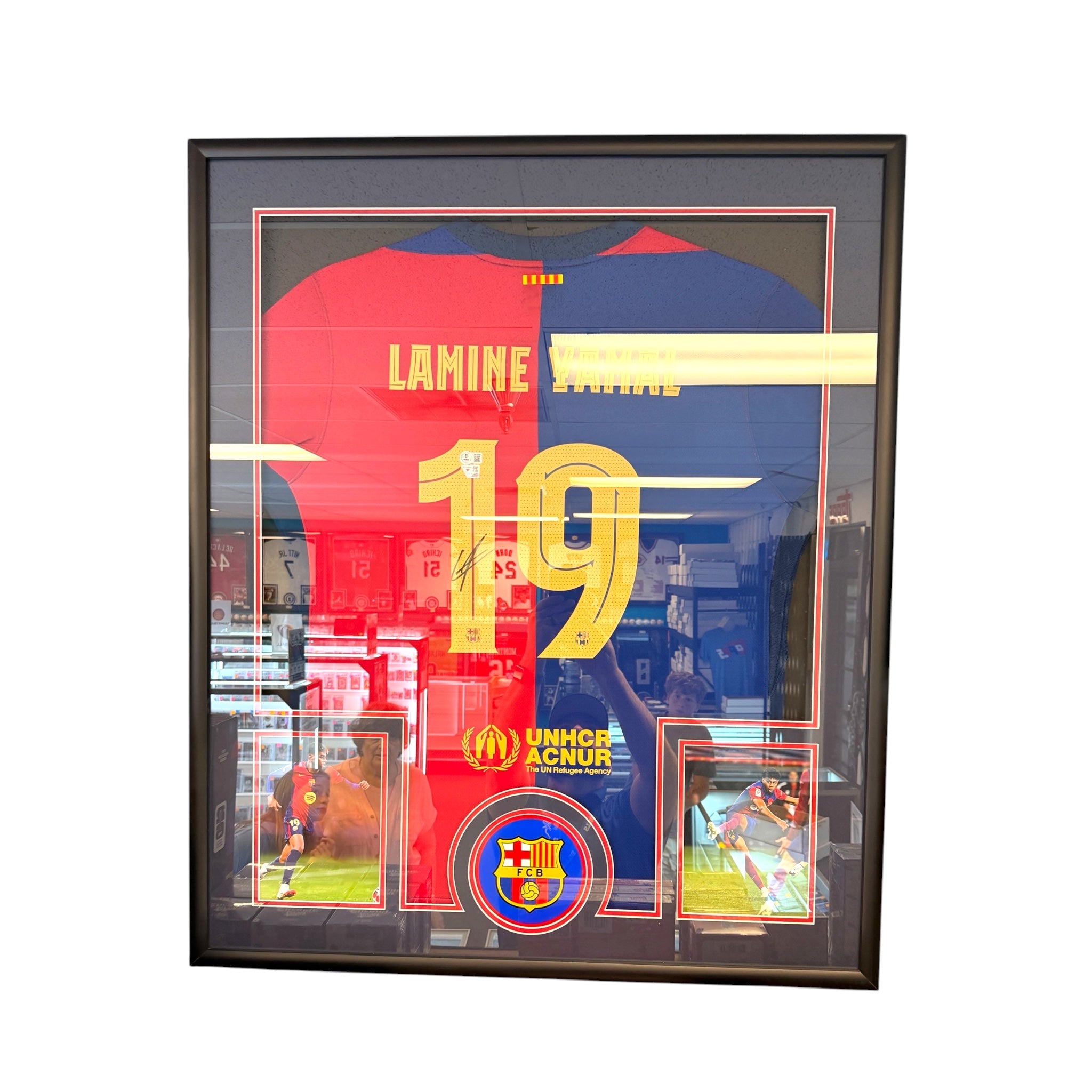 Lamine Yamal Autographed FC Barcelona #19 Framed Jersey – Beckett Witnessed COA