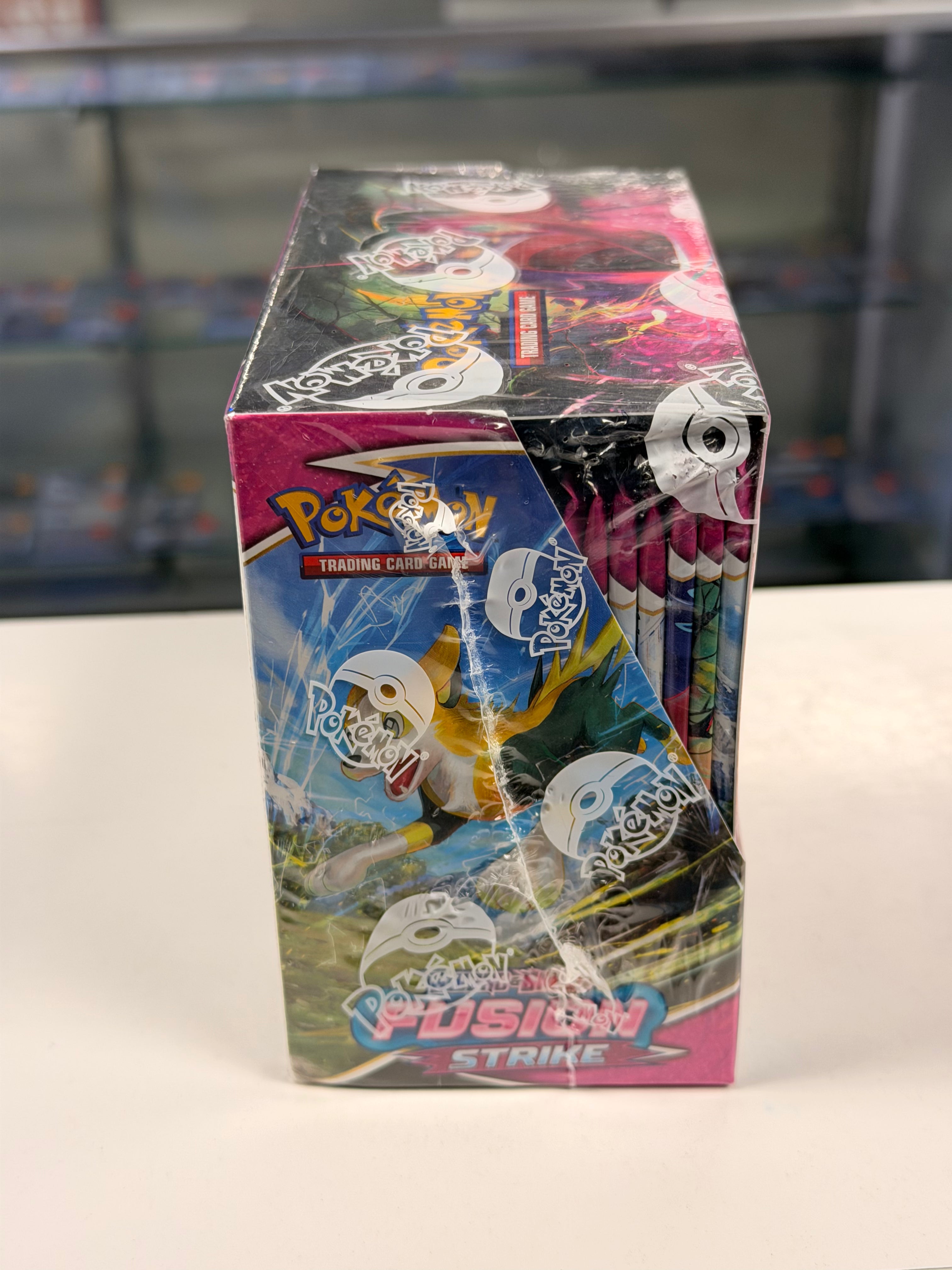Pokemon TCG: Sword & Shield - Fusion Strike Booster Box (36 Packs)